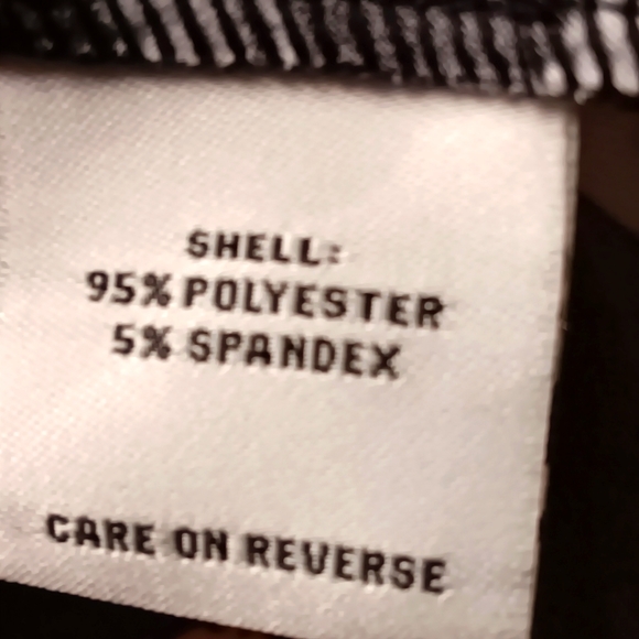 NWT Calvin Klein Blouse, Size M, Black & White Print - Picture 4 of 5